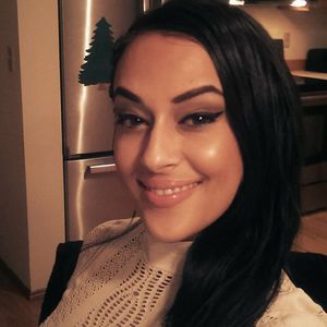 Meet your Posher, Nicole