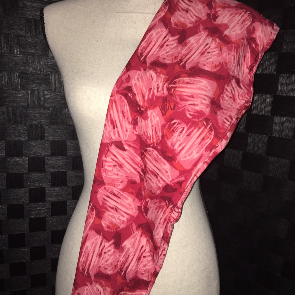OS Valentine's Day Leggings