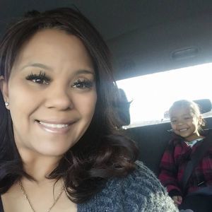 Meet your Posher, Crystal