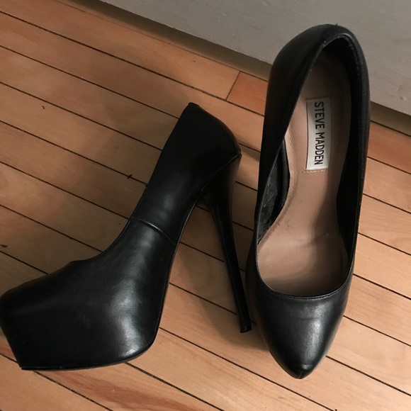 Heals - Picture 2 of 2