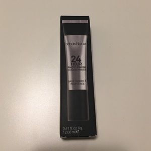 Smashbox 24hr Shadow Primer