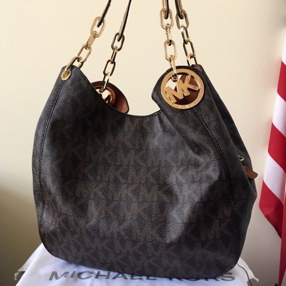 Michael Kors Fulton Shoulder Bag With Wallet - Picture 2 of 8