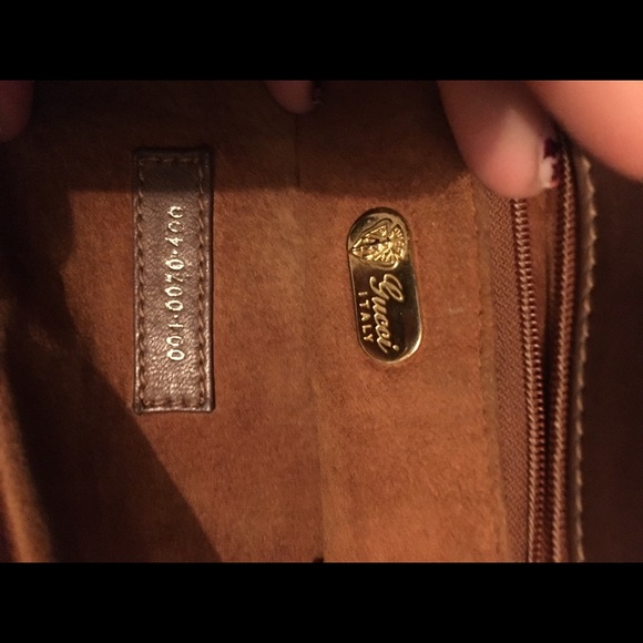 AUTHENTIC GORGEOUS VINTAGE CROCODILE/ SUEDE CLUTCH - Picture 2 of 4