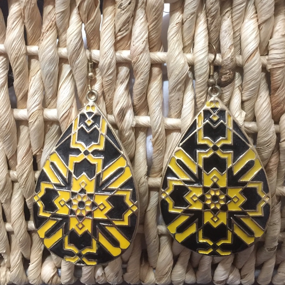 Bumble bee Aztec statement earrings!!