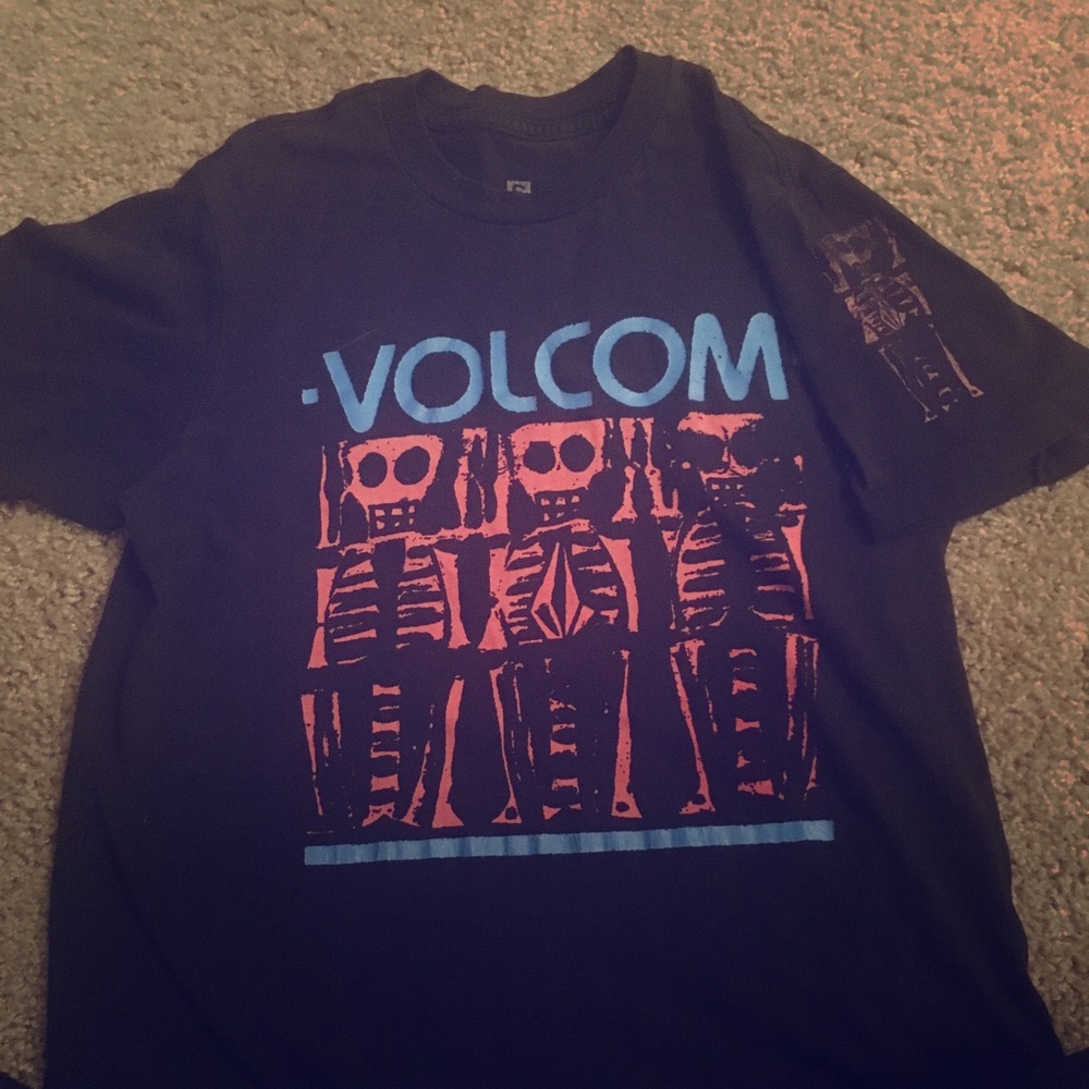 Volcom Skater shirt!