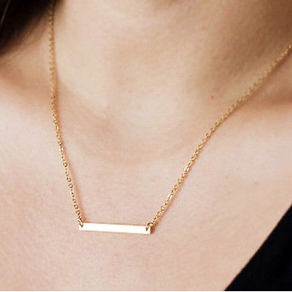 🆕 Dainty Gold Bar Necklace - Picture 3 of 4