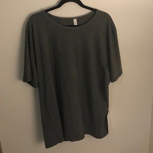 Lululemon gray men's invert ss shirt