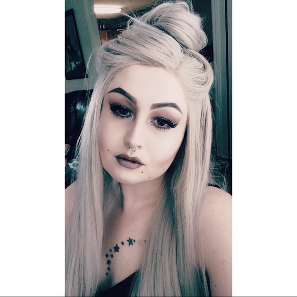 Meet your Posher, Sierra - Picture 6 of 6