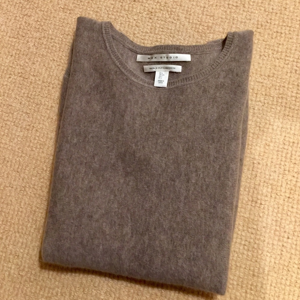 Brand new 💯 Cashmere Sweater