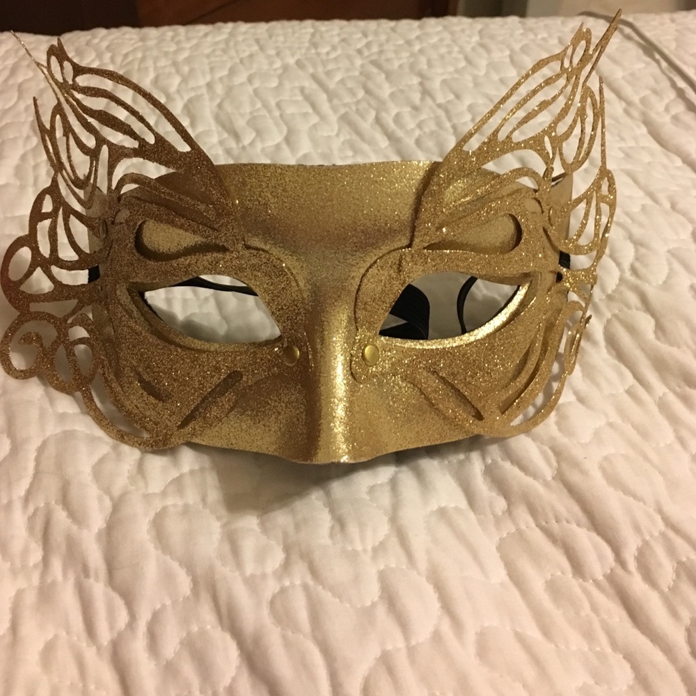 Glittery Gold Masquerade/Mardi Gras Mask