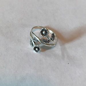 Flower ring size 6