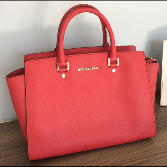 Michael Kors Selma Handbag... ๐HOST PICK๐ NEW - Picture 3 of 5