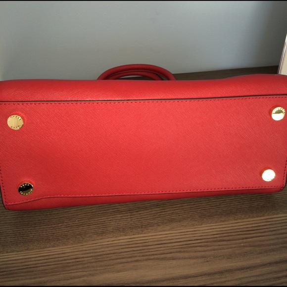 Michael Kors Selma Handbag... ๐HOST PICK๐ NEW - Picture 4 of 5