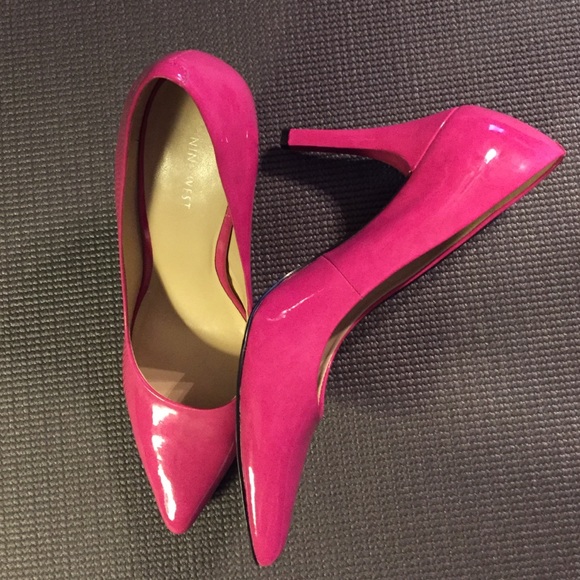 Used Nine West Gwendle Pink Patent Size 10 Heels. - Picture 2 of 10
