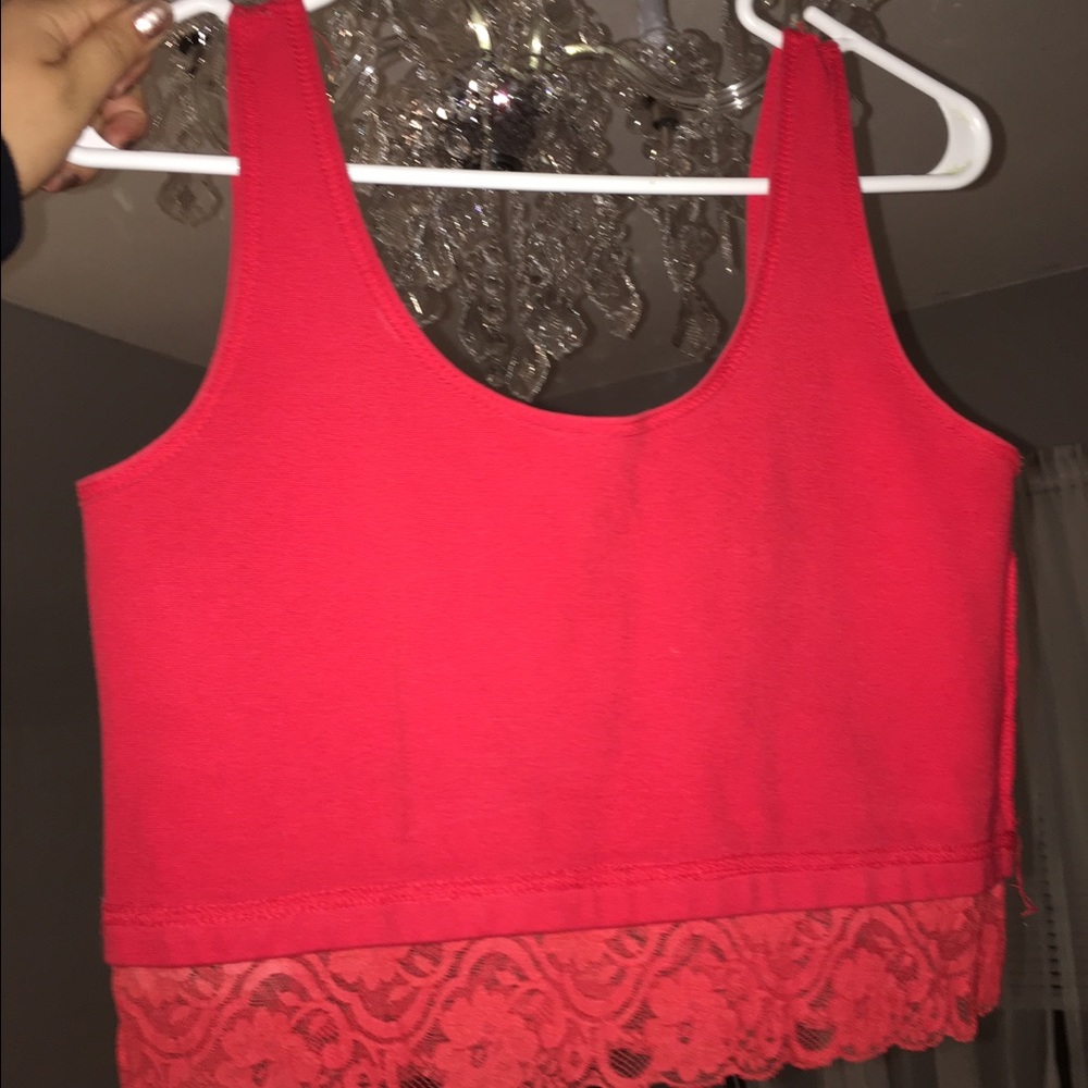 A PAIR OF CROP TOPS 😍✨