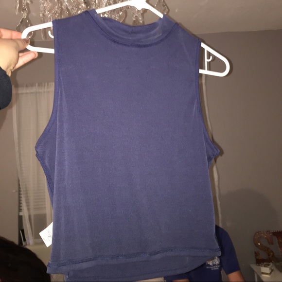 A PAIR OF CROP TOPS 😍✨ - Picture 2 of 2