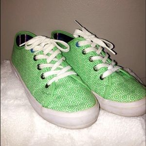 green Tommy Hilfiger sneakers