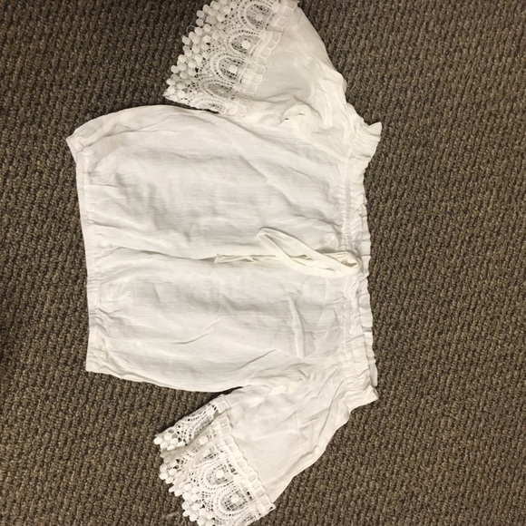 Off the shoulder white lace top - Picture 1 of 1