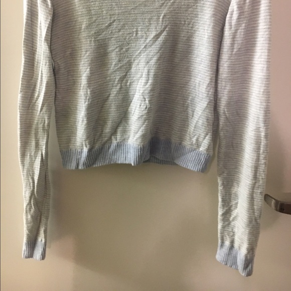Cropped long sleeve - Picture 2 of 3
