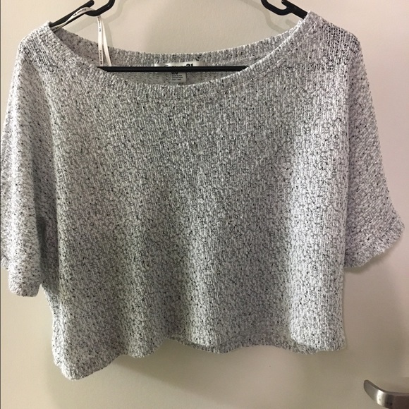 Cropped top - Picture 1 of 1