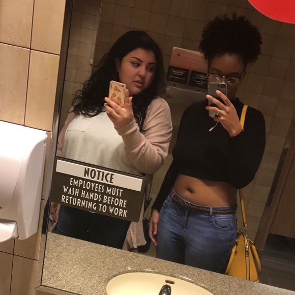 Meet your Posher, Jada - Picture 1 of 1