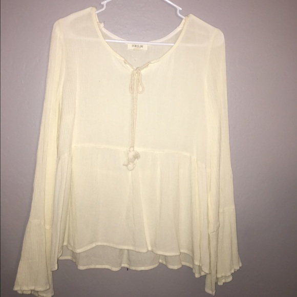 A set of 2 BOHO FLOWY TOPS 😻🌺✨ - Picture 2 of 3