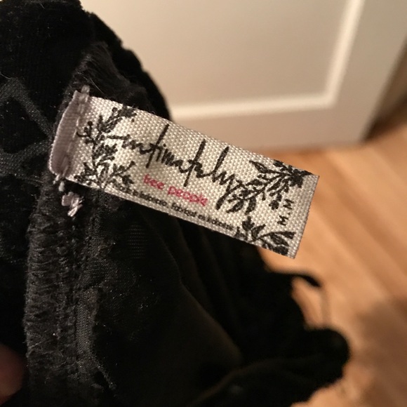 Slip - Picture 4 of 4