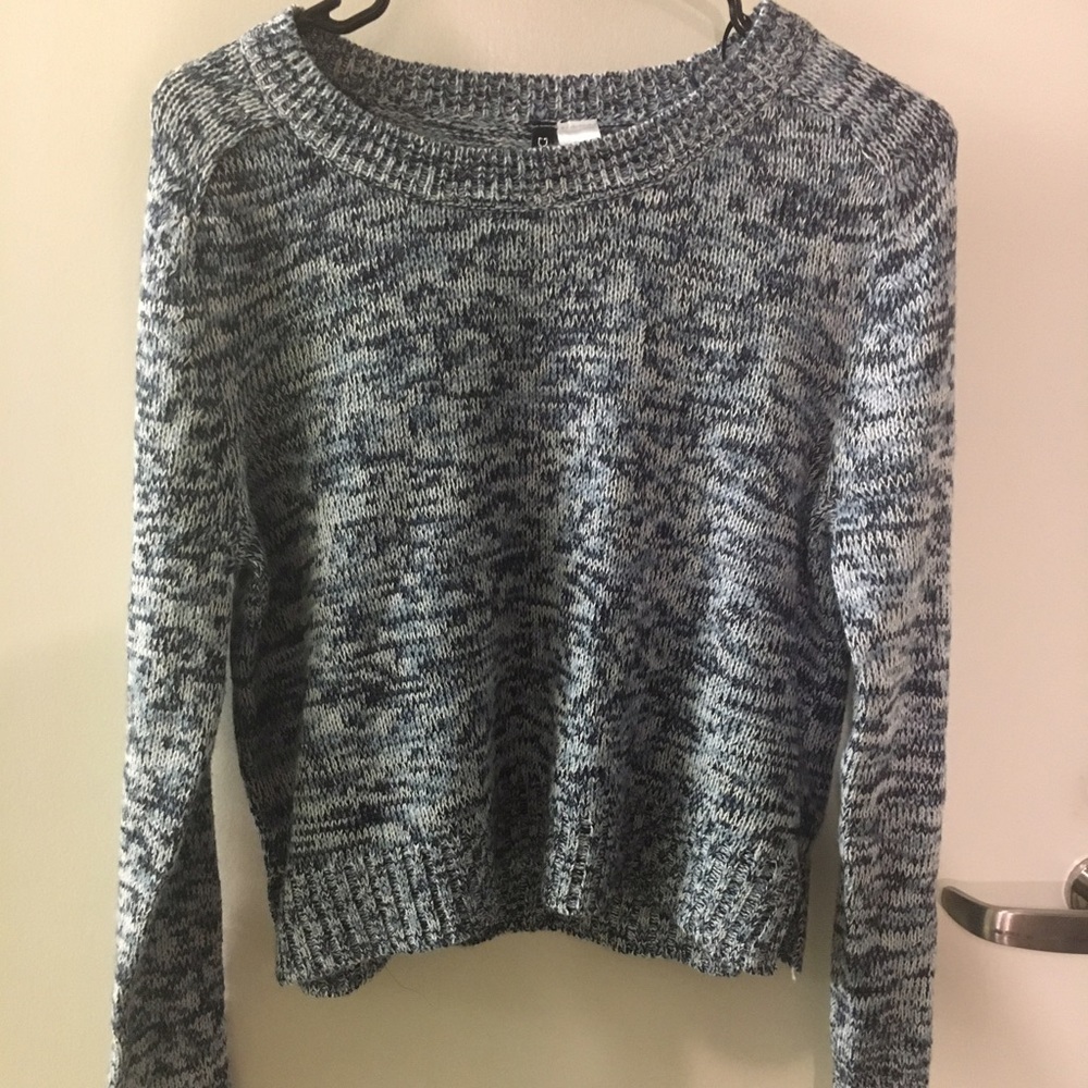Blue crop sweater