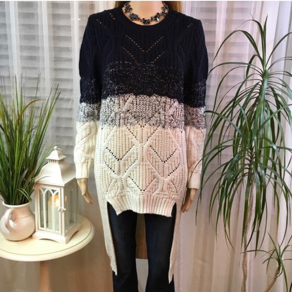 Color-block Sweater Tunic - Picture 2 of 3