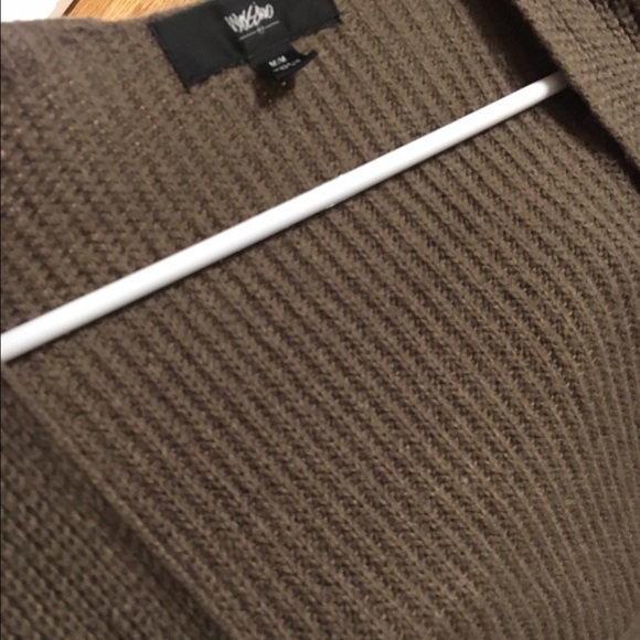 Cardigan - Picture 2 of 2