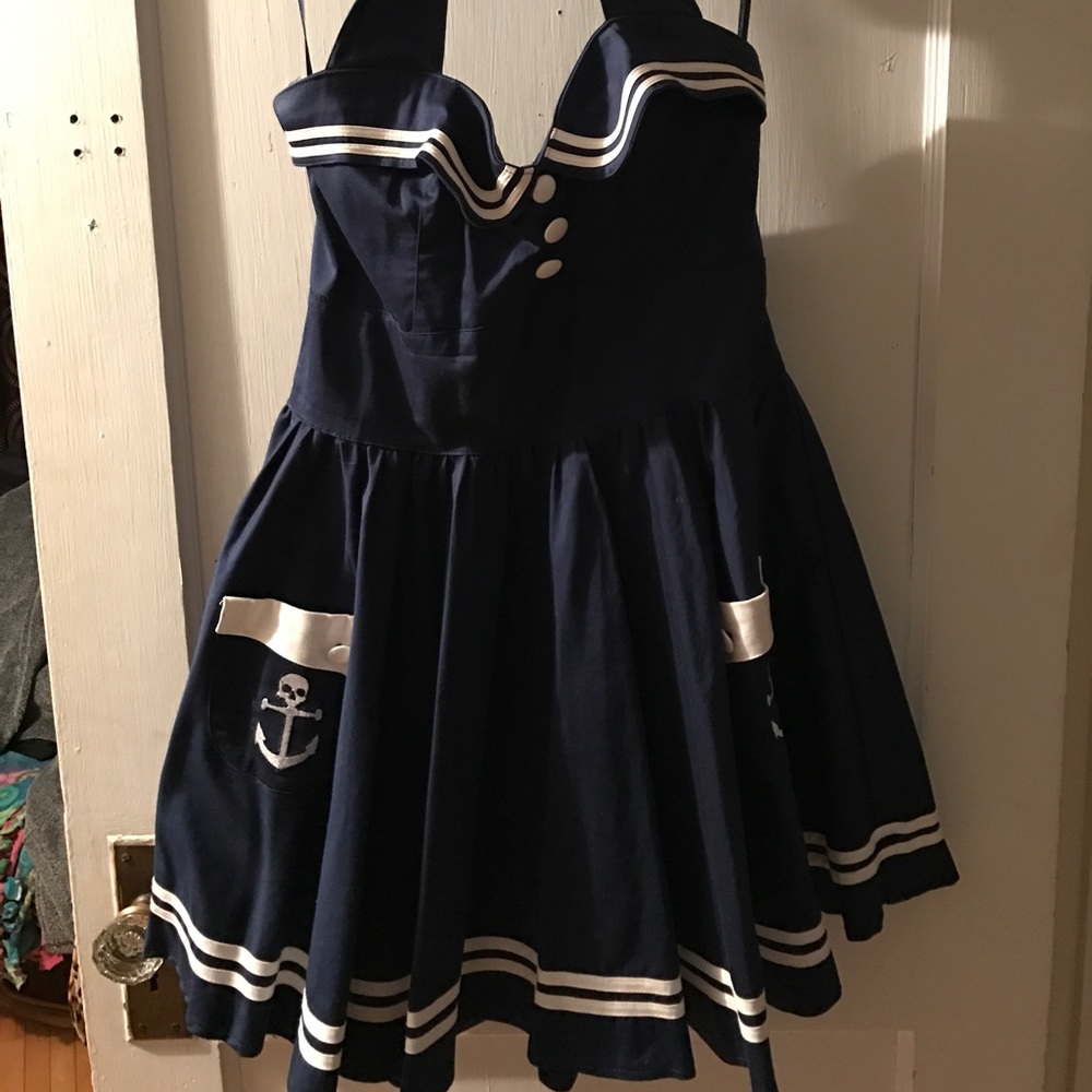 Sailor dress