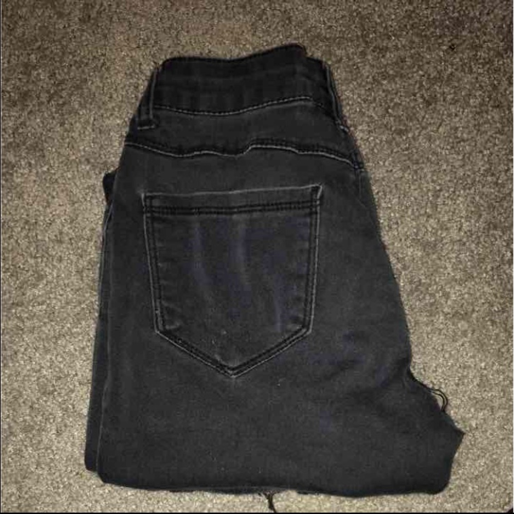 black distressed jeans