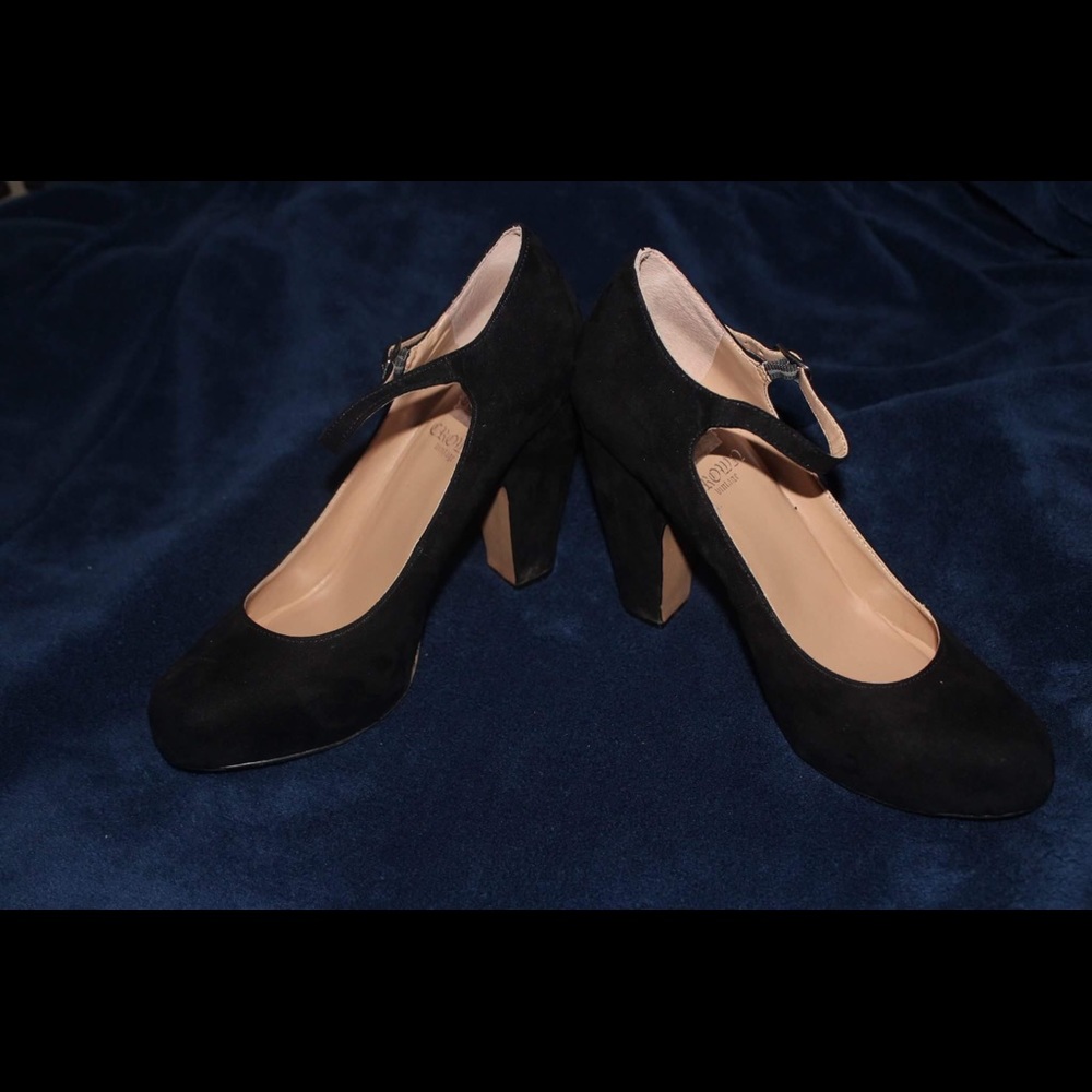 Suede Platform Pumps
