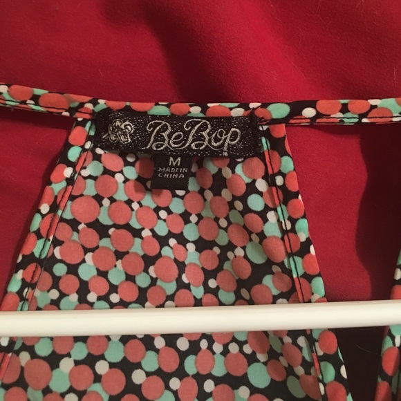 Light semi formal dress - Picture 3 of 3