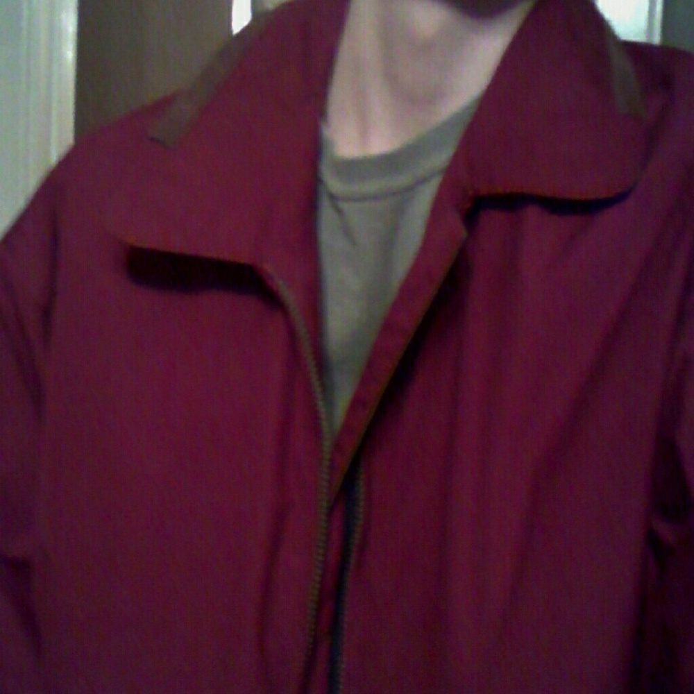 London Fog inside shell retractable with zipper
