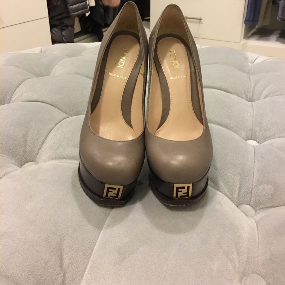 Fendi pumps
