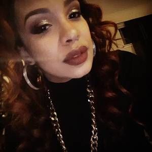 Meet your Posher, Qui