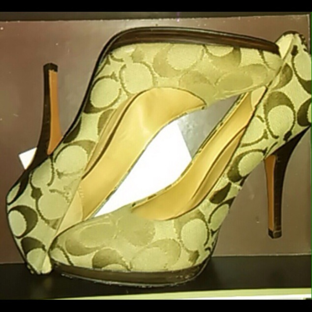 Coach shoes