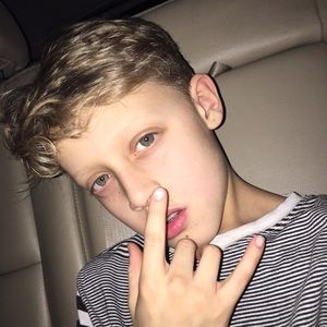 Meet your Posher, Aiden