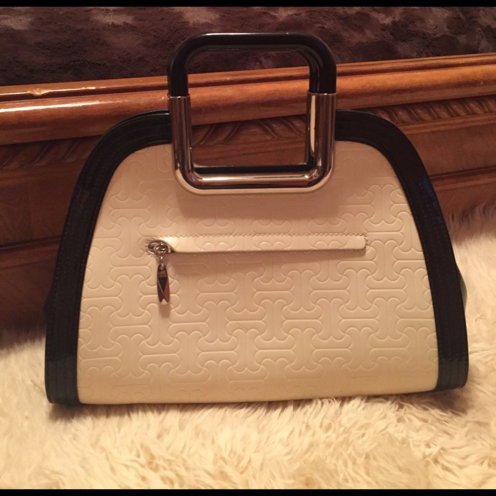 Bravo Patent leather bag