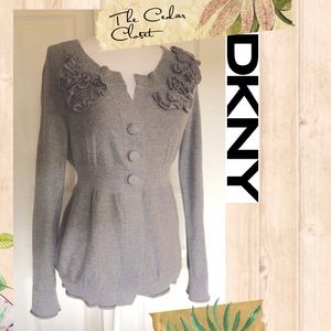 DKNY JEANS Sweater. Small.