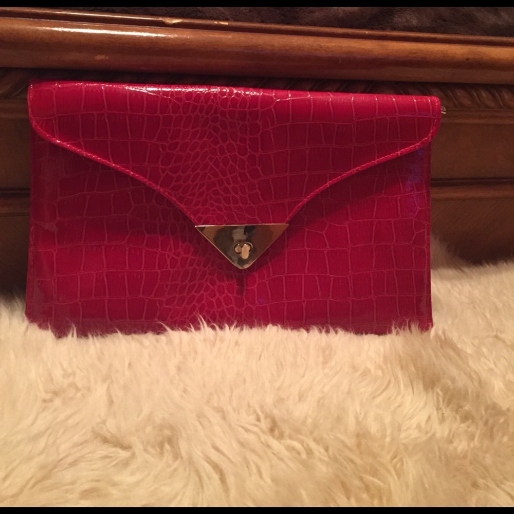 Red  clutch