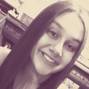 Meet your Posher, Acynia