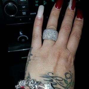 Meet your Posher, Felicia