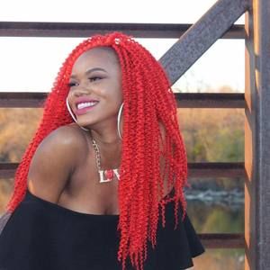 Meet your Posher, Beatrice