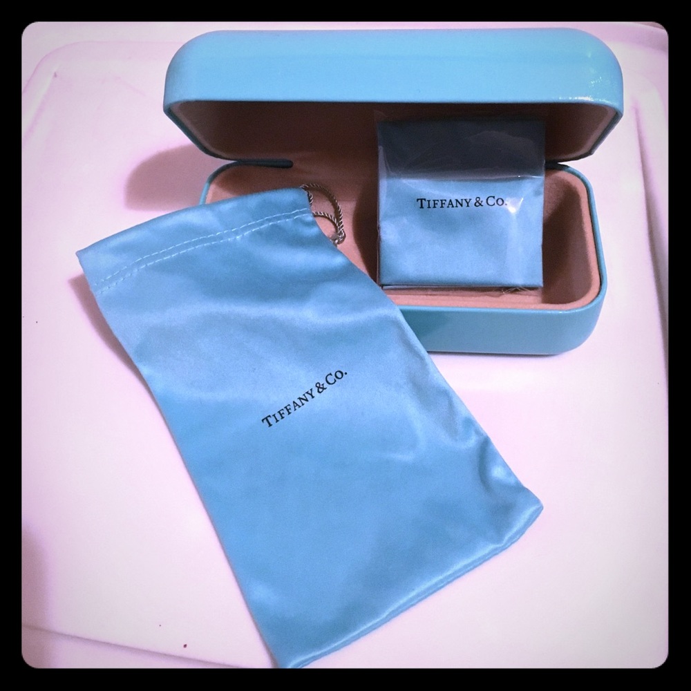 Tiffany hard glasses case