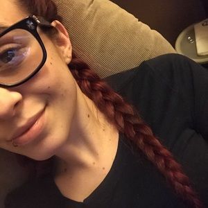 Meet your Posher, Ashlee