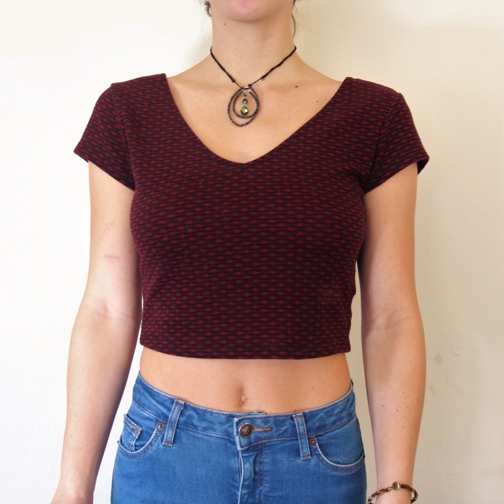 ❗️SOLD❗️ LA hearts v neck crop top