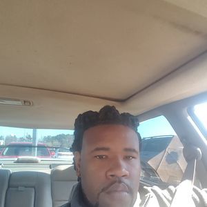 Meet your Posher, Emmanuel