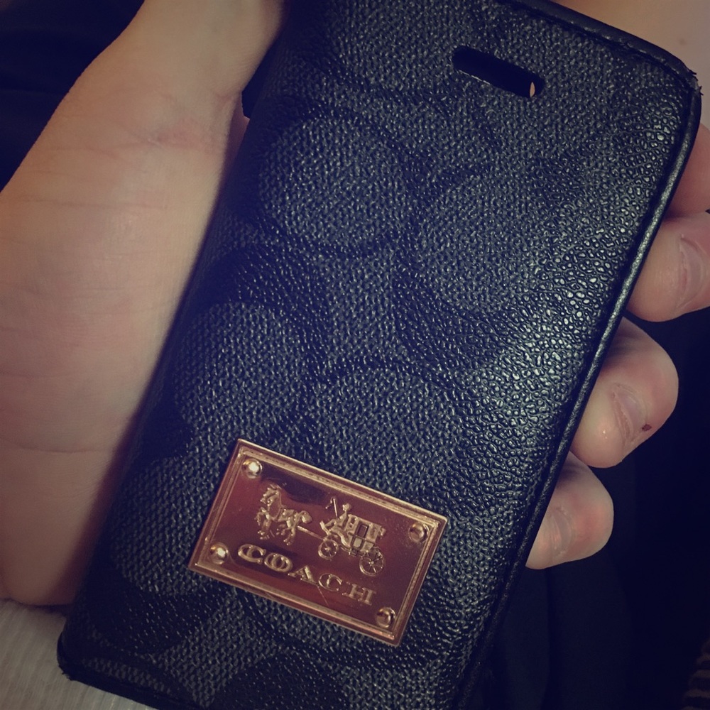 Coach case I phone 5 se